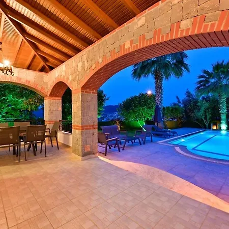 Kalamos - 10 Person With Private Pool In Oludeniz-hisaronu Villa Fethiye
