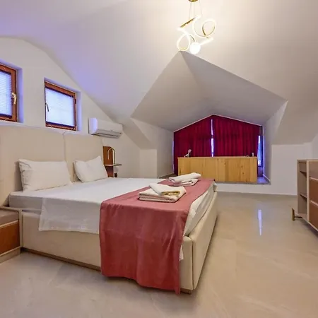 Vila Kalamos - 10 Person With Private Pool In Oludeniz-hisaronu *